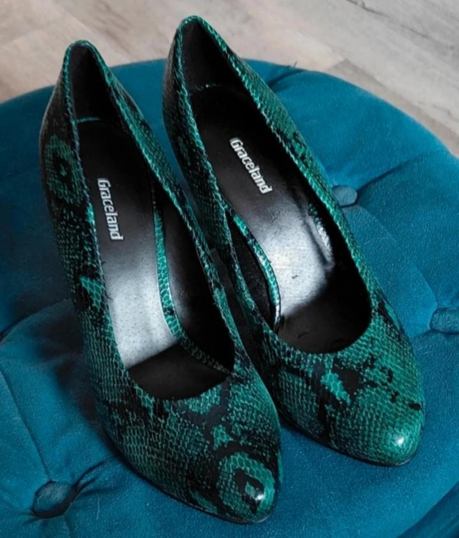 Nieuwe Graceland zwart met groen slangenprint pumps maat 38